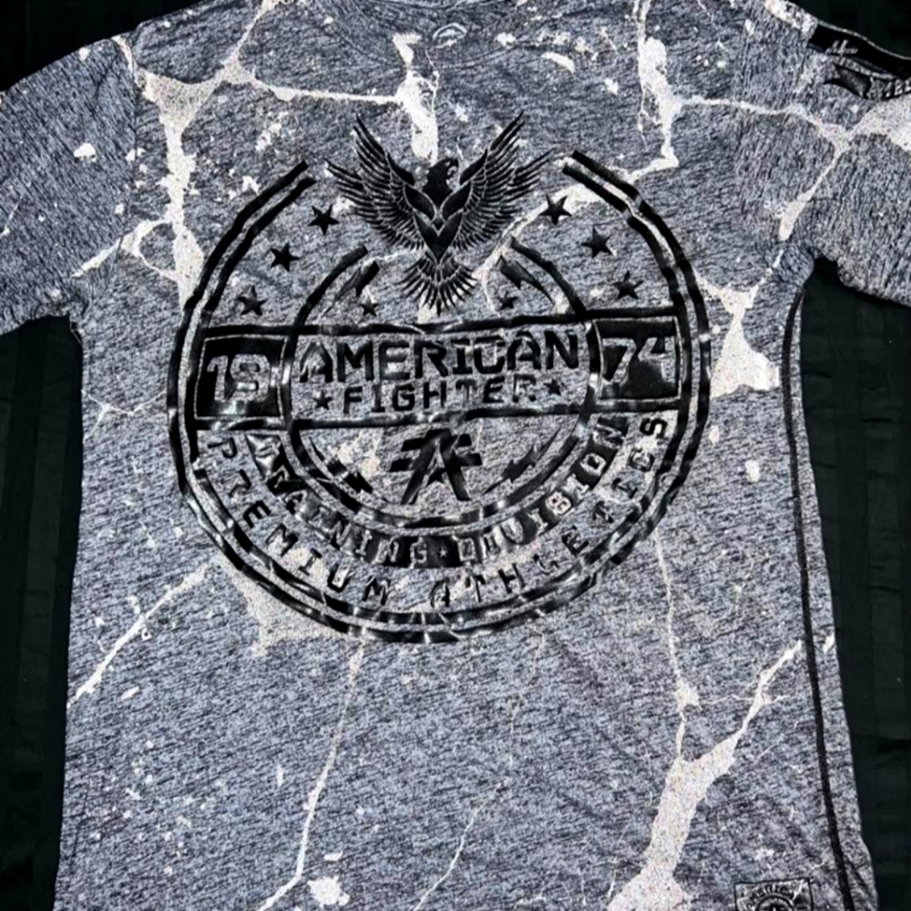 American fighter Reflective T-shirt/ Size Men small